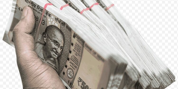 మార్ఫింగ్ చేసిన న్యూడ్ ఫోటోలు… బెదిరింపులు.. రూ.2.50 కోట్లు స్వాహా…!