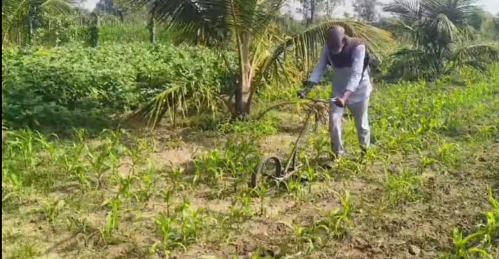 నాన్న కూర్చొని…. భోజనం చేసిన చోటే……రఘువీరా……