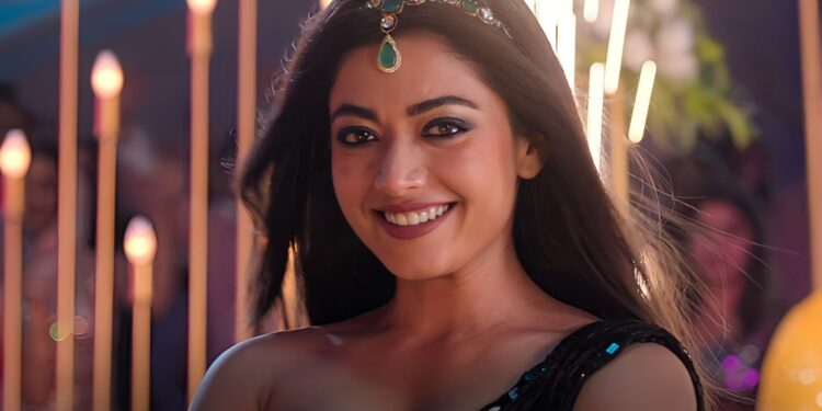 Sikandar: ఆశలు అన్ని గోల్డెన్ లెగ్ హీరోయిన్ పై..!