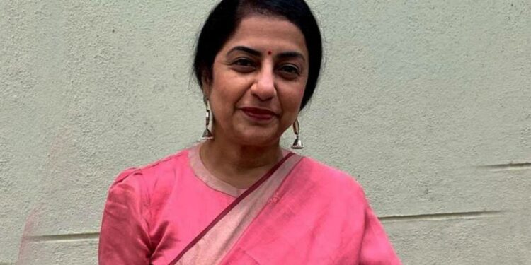 Suhasini : నాకు ఆరేళ్ల నుంచే ఆ జబ్బు ఉంది..పరువు పోతుందని బయట పెట్టలేదు!