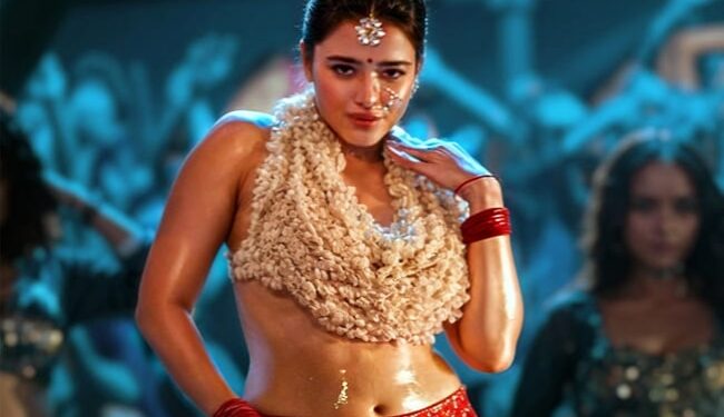 Ketika Sharma : అదిరిపోయే ఐటమ్ సాంగ్..!