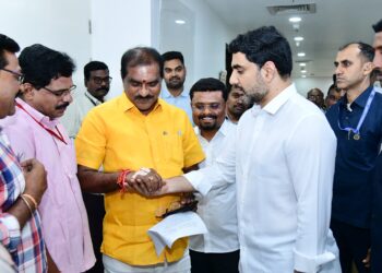 రామానాయుడు విశ్రాంతి తీసుకునేలా రూలింగ్ ఇవ్వండి మంత్రి నిమ్మలపై లోకేష్ ఆప్యాయత