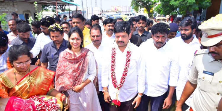 Kollu Ravindra:నూతన మధ్య విధానం ద్వారా ప్రజల ఆరోగ్యానికి పెద్దపీట వేస్తూ నాణ్యమైన మద్యాన్ని అందిస్తున్నాం