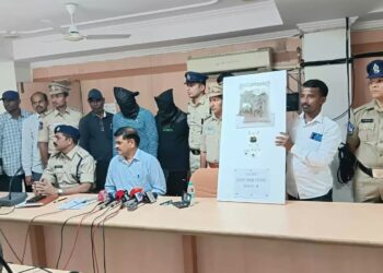 OG Kush Drugs:రూ.40 లక్షల విలువైన అరకేజీ ఓజి కుష్ డ్రగ్ను స్వాధీనం