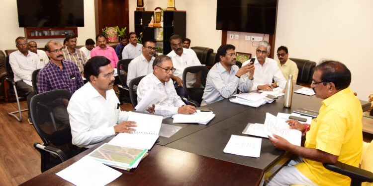 బుడమేరు పనులకు టెండర్లు పూర్తి పనులు వేగవంతం చేయాలని ఆదేశం: మంత్రి నిమ్మల