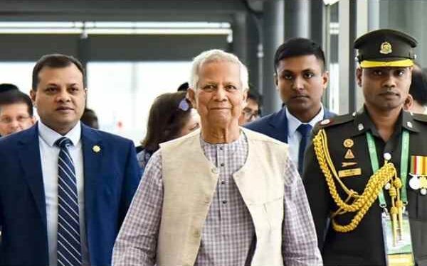 Bangladesh: బంగ్లాదేశ్‌లో ఉద్రిక్త పరిస్థితులు..!