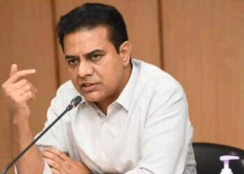 KTR: తెలంగాణలో పర్సంటేజీ పాలన కొనసాగుతోంది