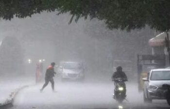 Telangana: రేపు, ఎల్లుండి పలు జిల్లాల్లో ఉరుములు, మెరుపులతో కూడిన భారీ వర్షాలు !