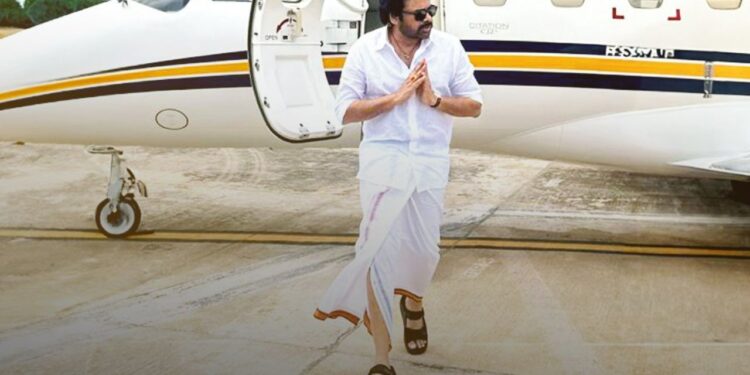 Pawan Kalyan: ప‌వన్ క‌ళ్యాణ్ ధ‌రించిన చెప్పుల ధ‌ర ఎంతో తెలుసా?