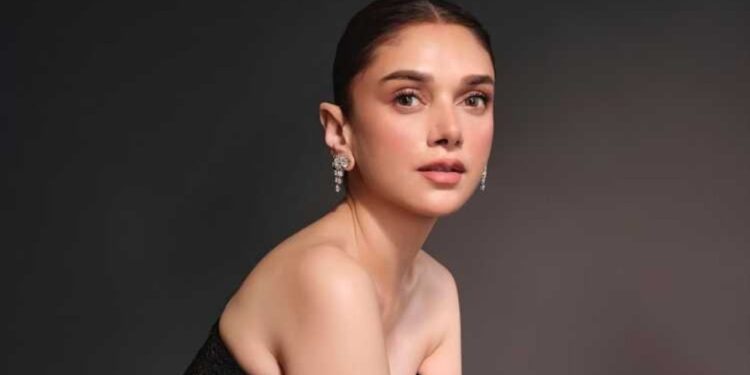 “Aditi Rao Hydari: పెద్ద‌గా ఆఫర్లు రాలే..”