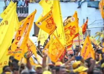 TDP: ఎమ్మెల్యేలు జనంలోకి వెళ్ళడానికి ఆలోచిస్తున్నారా?