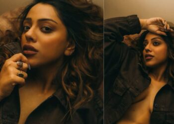 Deviyani Sarma: హై గ్లామర్ డోస్..!