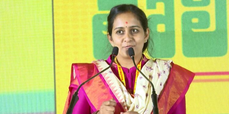 Mp Shabari:  దూకుడు..!