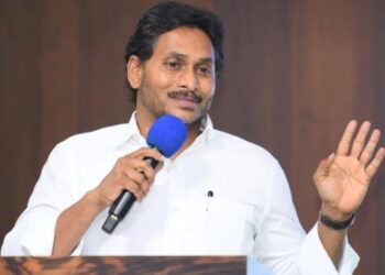 YS Jagan: జగన్ షాక్ ఇవ్వనున్న మాజీ ఎమ్మెల్యే జొన్నలగడ్డ దంపతులు..?