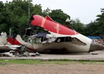 Air India: అహ్మదాబాద్ విమన ప్రమాదం.. AAIB రిపోర్టులో సంచలనాలు..!