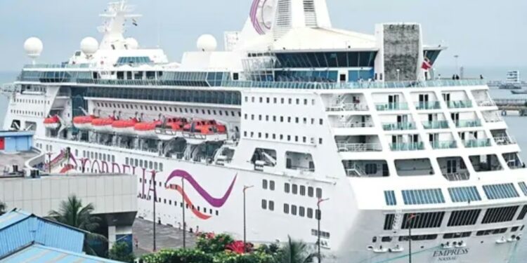 Andhra Pradesh: విలాసవంతమైన  క్రూజ్