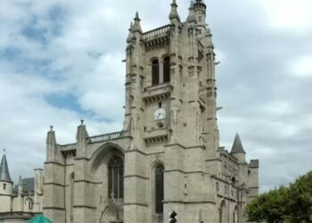 France: రూ.100 కే ఇల్లు..ఎక్కడంటే?