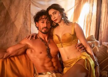 Zara Khan: యంగ్ హీరోతో బ్రిటిష్ నటి