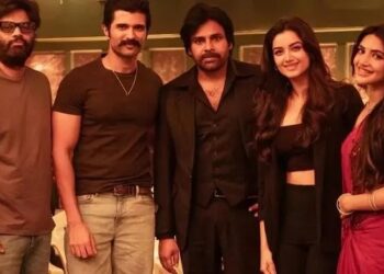 Pawan Kalyan: స్టైలిష్గా..!