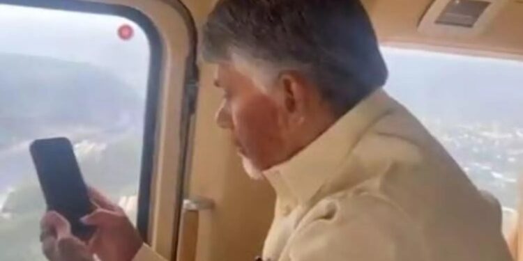 Cm ChandraBabu :సోషల్ మీడియా వాడకం బాగా పెరిగిందే..!