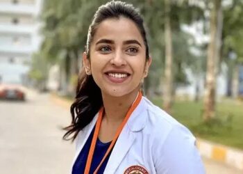 Komalee Prasad: సినిమాలు చేయాల‌న్న‌ది నా ఆశ‌