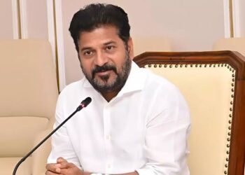 Revanth Reddy: మరే ముఖ్యమంత్రి చేయలేని సాహసం