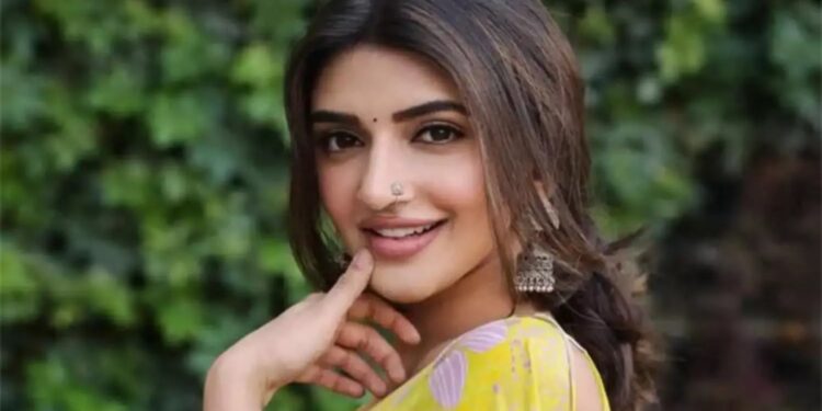 Sreeleela: జూనియర్ ఎన్టీఆర్ వల్లనే శ్రీలీల ఇలా అయ్యింది.. హీరోయిన్ తల్లి ఆసక్తికర వ్యాఖ్యలు