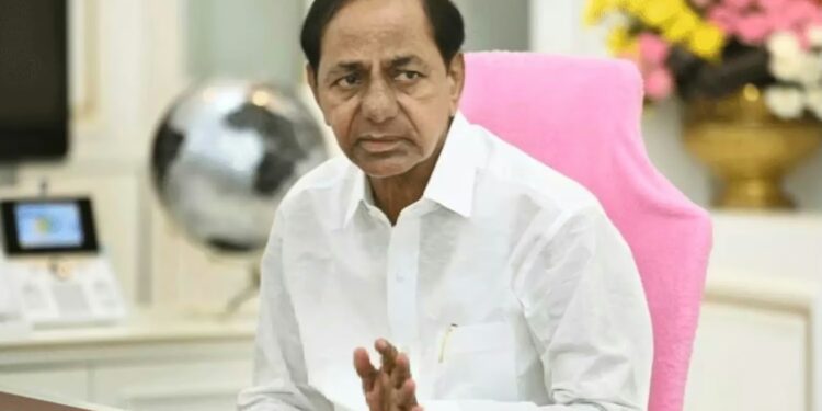 KCR: ఎర్రవెల్లి ఫాంహౌస్ కు వైద్యుల టీం