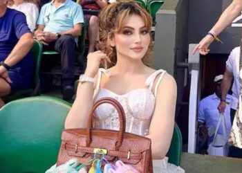 Urvashi Rautela: బంగారం బ్యాగ్.. దొంగిలించింది ఎవ‌రు?