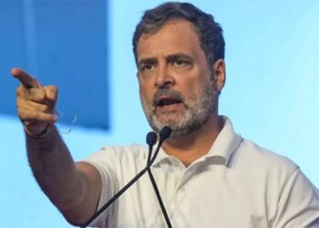 Congress: రాహుల్ వర్సెస్ ఈసీ