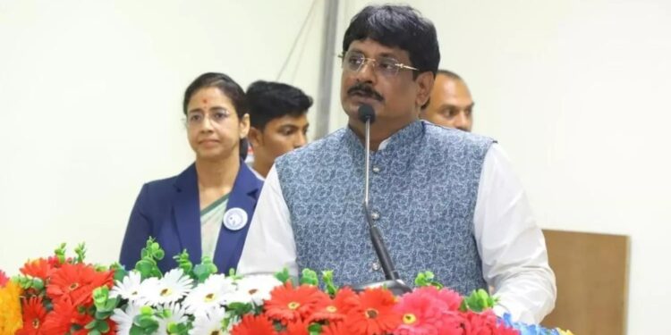 Ips Nidigattu sanjay: జ‌గ‌న్ మిత్రుడికి జైలు