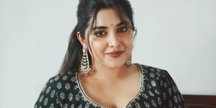 Nivetha Thomas: కొత్త లుక్ ఊహించ‌లేదే!