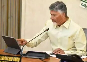 Cm ChandraBabu: ఫ్యామిలీ కార్డు
