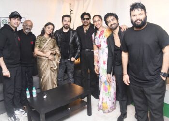OG:మాస్ యాక్షన్, స్టైలిష్ ఎలివేషన్స్, ఫ్యామిలీ డ్రామా – OG చూడాల్సిందే!