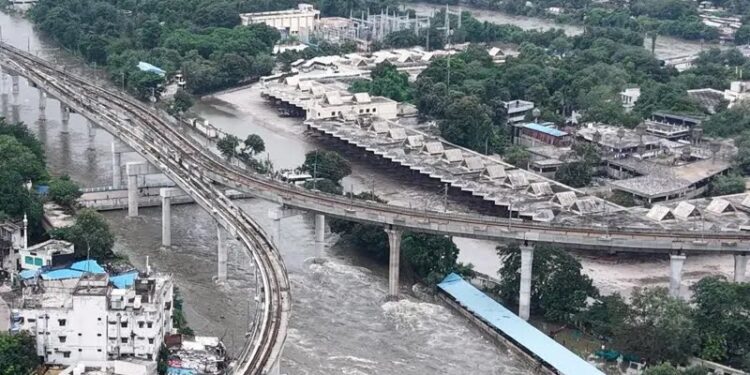 Hyderabad:  ముంచెత్తిన మూసీ వరద ఉధృతి