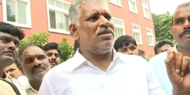 Chevireddy Bhaskar Reddy: ఎవర్నీ వదలదు..!