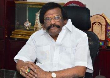 Sidda Raghava Rao: జంపింగులు వల్ల ప్రయోజనం ఉండదు పెద్దాయనా !