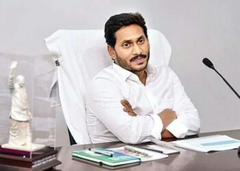 Ysrcp: అయ్యన్న ఇలాకాలో జగన్!