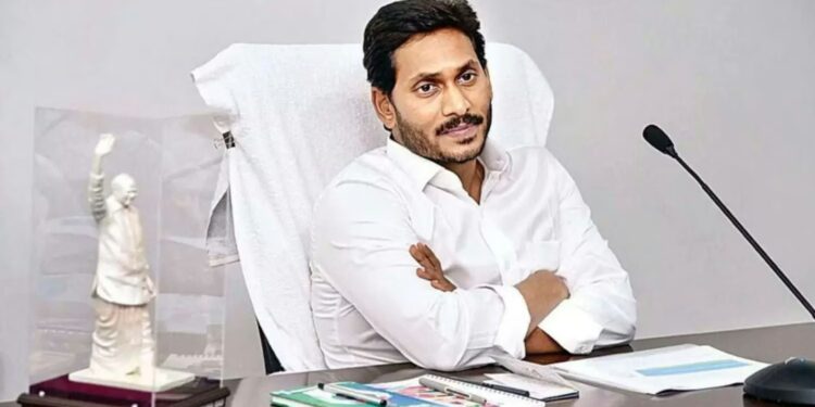 Ysrcp: అయ్యన్న ఇలాకాలో జగన్!