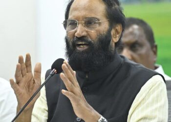 Uttam Kumar Reddy: కాళేశ్వరం బ్యారేజీల పునరుద్ధరణ