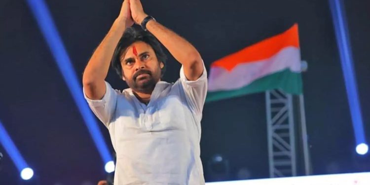 Pawan Kalyan: ఎప్పుడు కరుణిస్తారో!