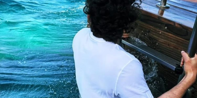 Mahesh Babu: స‌ముద్రంలో సాహ‌సాలు