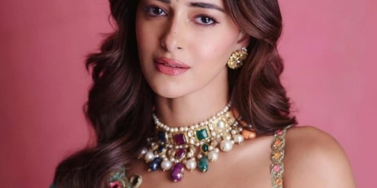 Ananya Pandey: ఆదాయం చూస్తే క‌ళ్లు చెదిరిపోవాల్సిందే..!