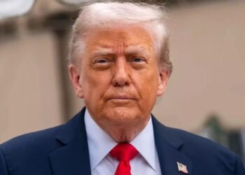 DonaldTrump:ట్రంప్ హెచ్-1బీ వీసా ఫీజు పెంపుపై అమెరికా కోర్టులో పిటిషన్