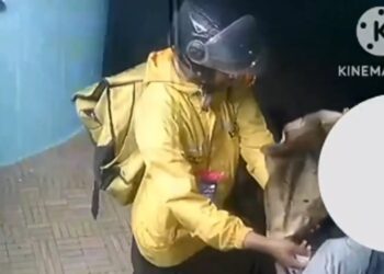 Blinkit: మహిళ పట్ల అసభ్యంగా ప్రవర్తించిన డెలివరీ బాయ్.. ఎంచేశాడంటే!