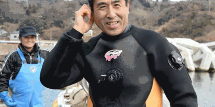 Japan: తప్పిపోయిన భార్య కోసం..14 ఏళ్లుగా సముద్రంలోనే!