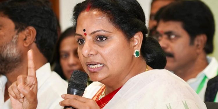 Kavitha: కాళేశ్వరం, బీసీ రిజర్వేషన్లు, వరద సాయం పై కవిత తీవ్ర విమర్శలు