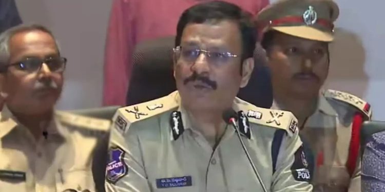 CP Sajjanar: ఐబొమ్మ రవి అరెస్టుతో సంచలన విషయాలు వెలుగులోకి!