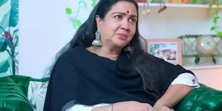 Urvashi | తిండి నిద్ర మానేసి మందు తాగుతూ నా జీవితాన్ని నాశనం చేసుకున్నాను