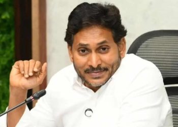 Ys Jagan | ట్రెండ్ కు భిన్నంగా వైసీపీ అడుగులు..!